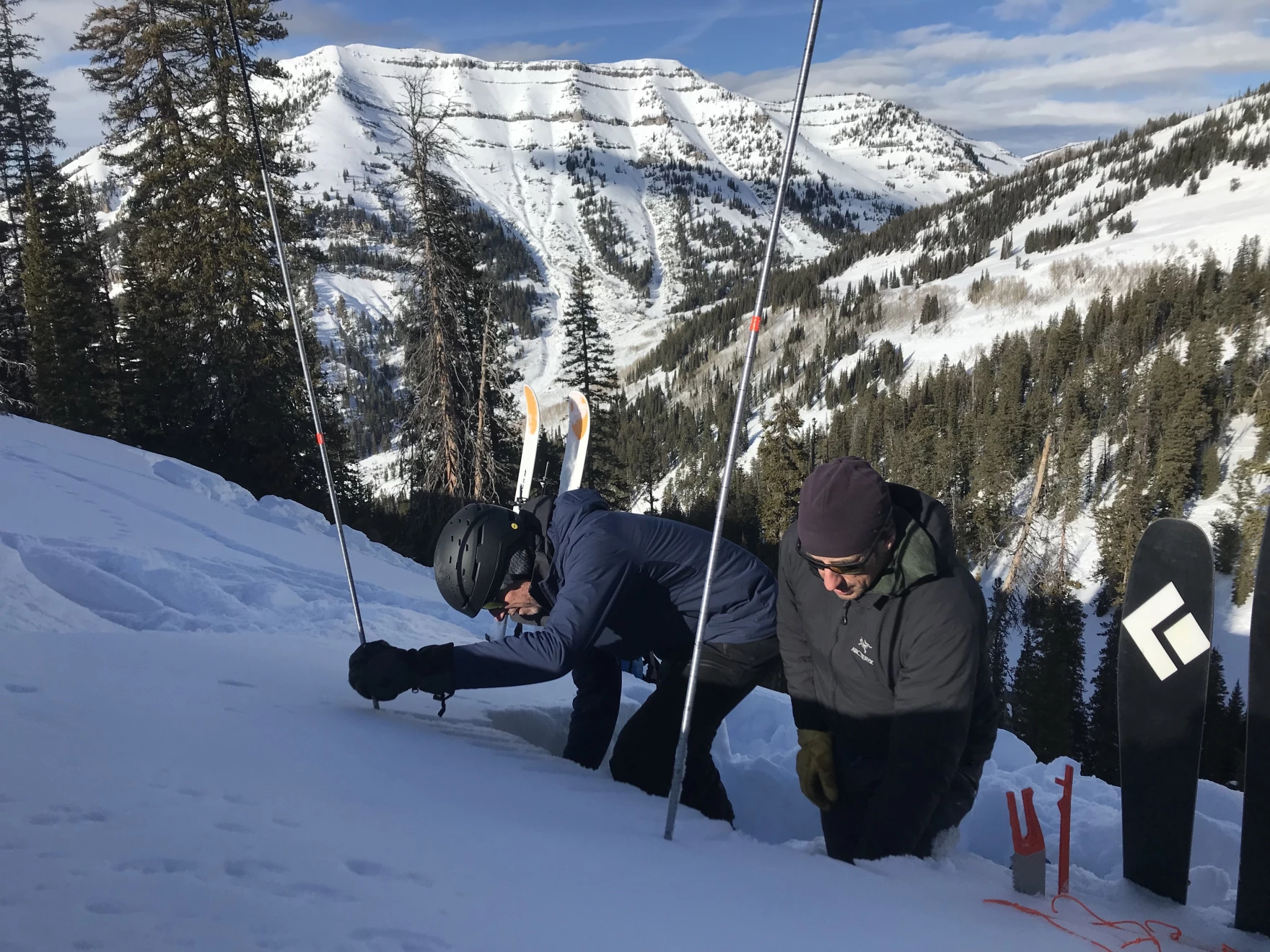 Federal Exemptions Revive Hiring for Avalanche Forecasters Amid Broader Freeze