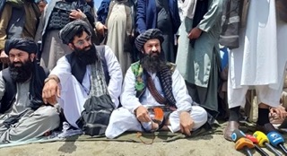 Pakistani Airstrikes in Afghanistan Kill Dozens, Spark Retaliation Threat