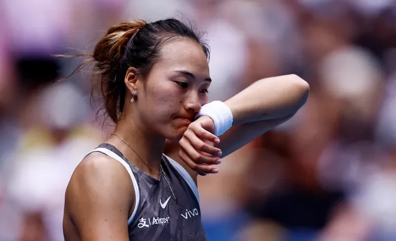 Australian Open Shocks: Zheng Qinwen Out as Sabalenka, Osaka Advance in Dramatic Day Four