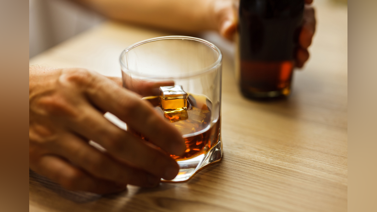 Surgeon General Warns Alcohol Increases Cancer Risk, Calls for Updated Warning Labels