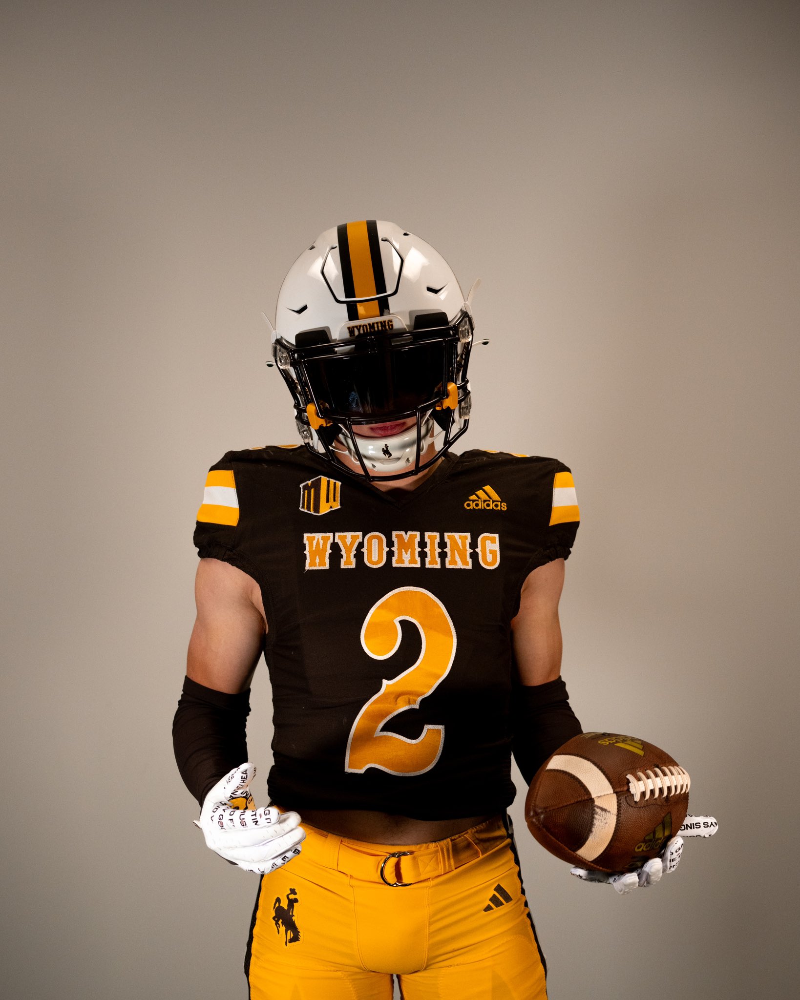 Wyoming Football Faces Recruiting Adjustment Following Running Back’s Release from NLI