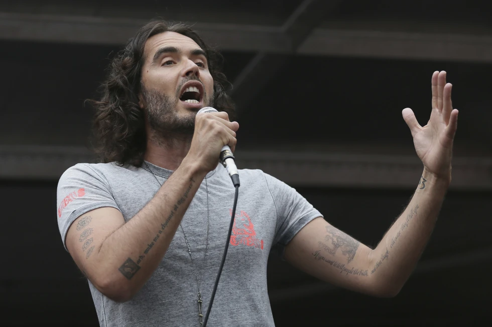 BBC Apologizes to Staff Over Handling of Comedian Russell Brand Complaints