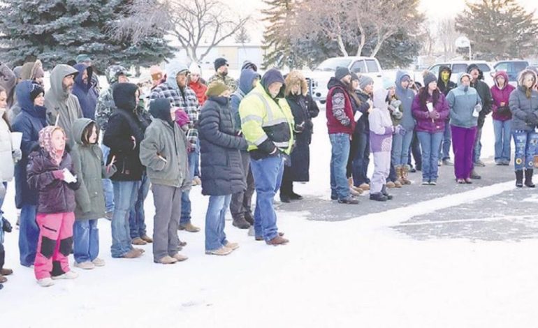 Wyoming Communities Unite in Candlelight Vigils to Honor Harshman and Blackmer Families