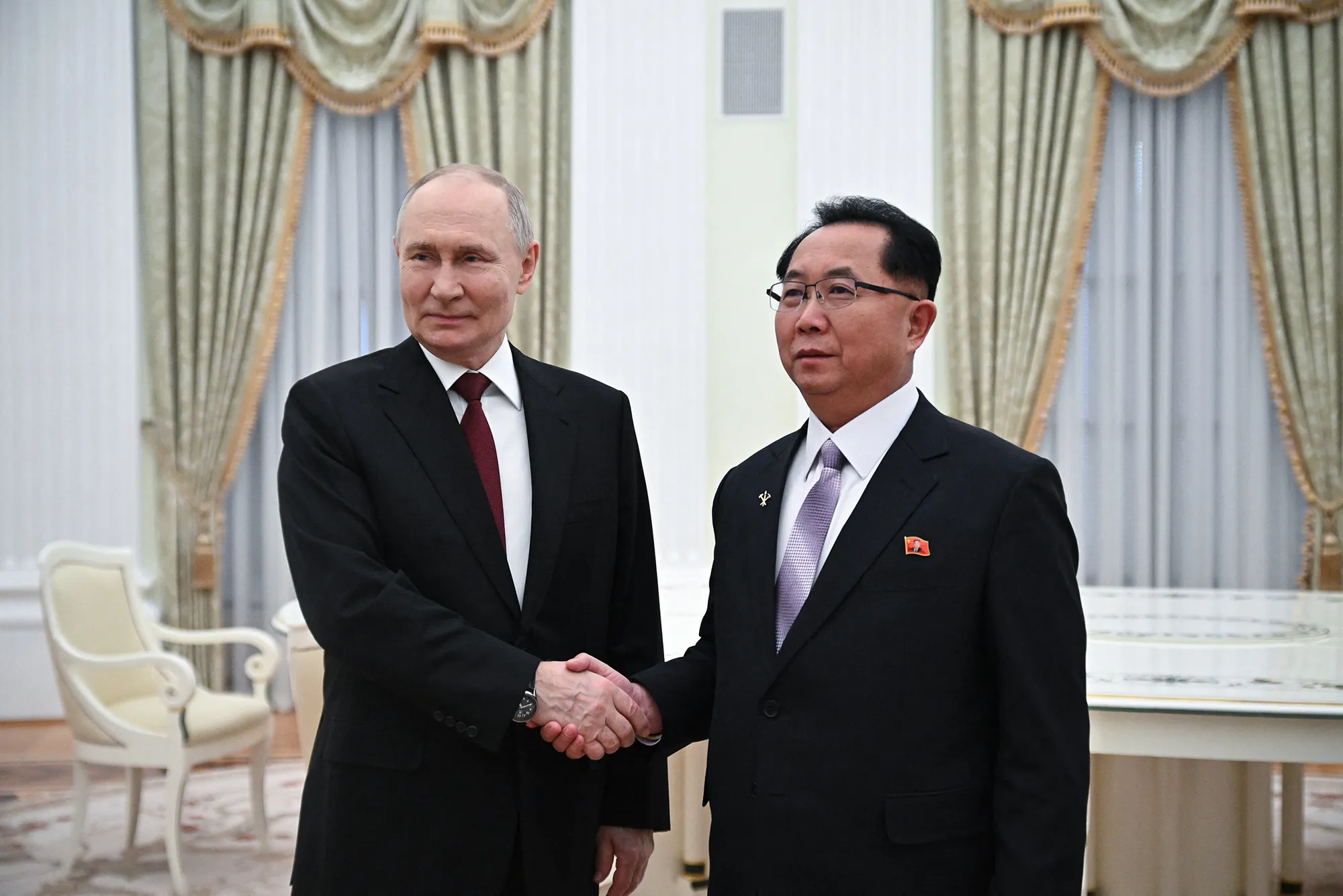 Russia’s Putin Meets North Korean Delegation Amid Reports of Growing Military Cooperation