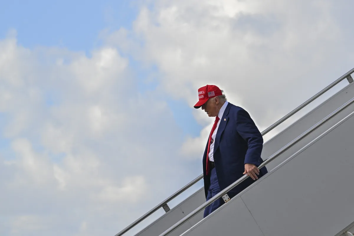 Trump Pushes Boeing for Accountability on Air Force One Delays