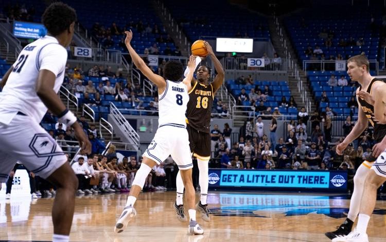 Wyoming Falls to Nevada in 84-61 Road Loss