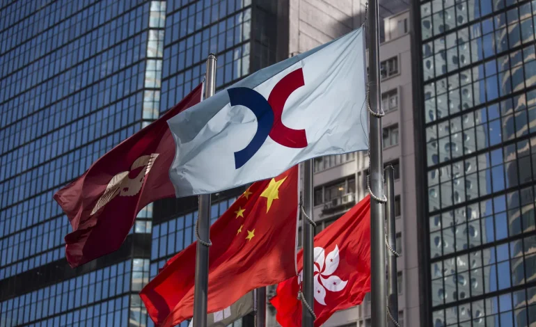 China Tightens Grip on Outbound Investment, Hong Kong IPO Proceeds Amid Yuan Pressure