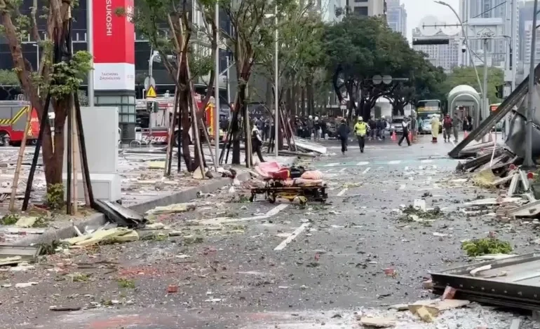 Explosion at Taiwan Department Store Kills One, Injures Others