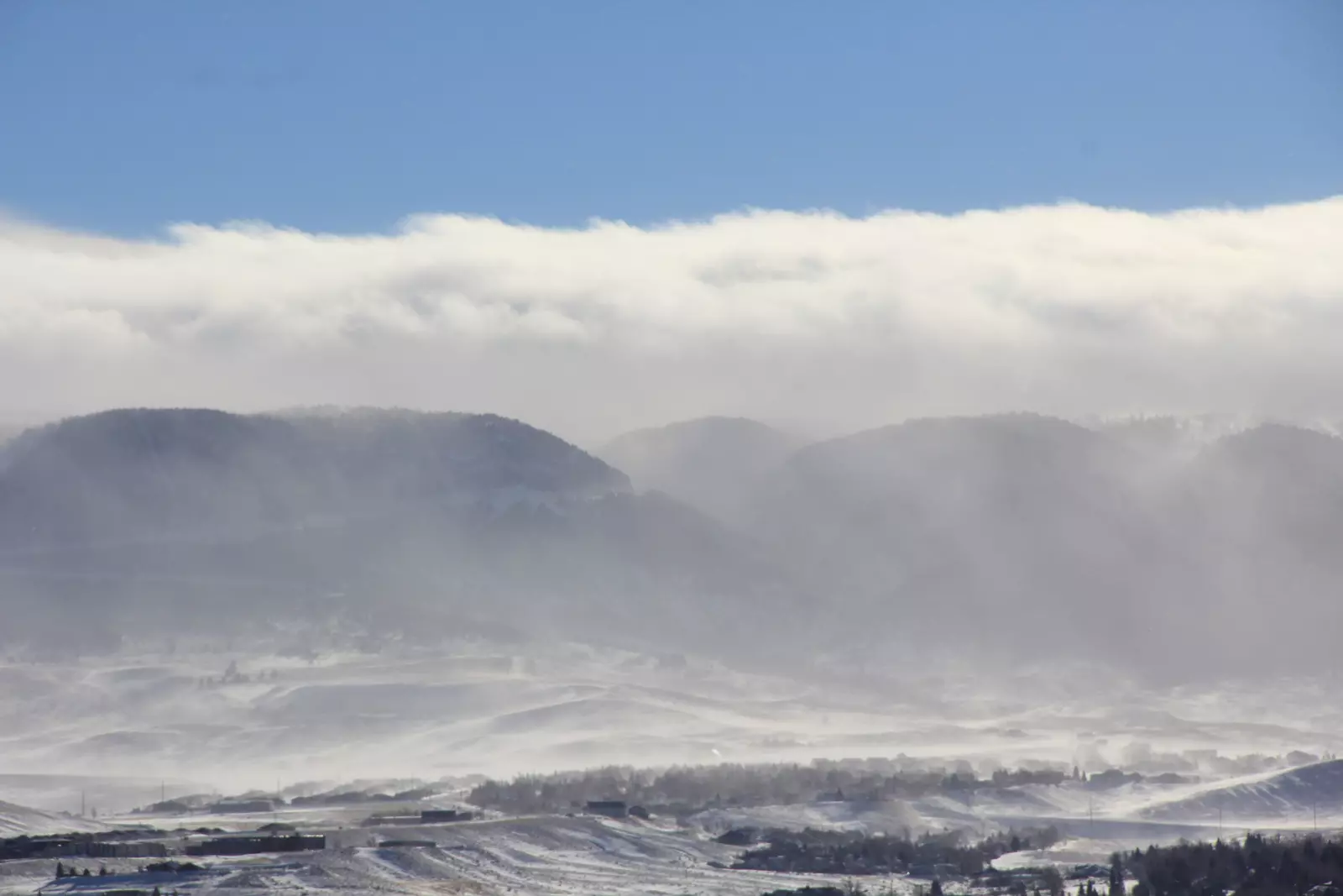 Winter Weather Returns: Snow and Strong Winds Expected in Southeast Wyoming