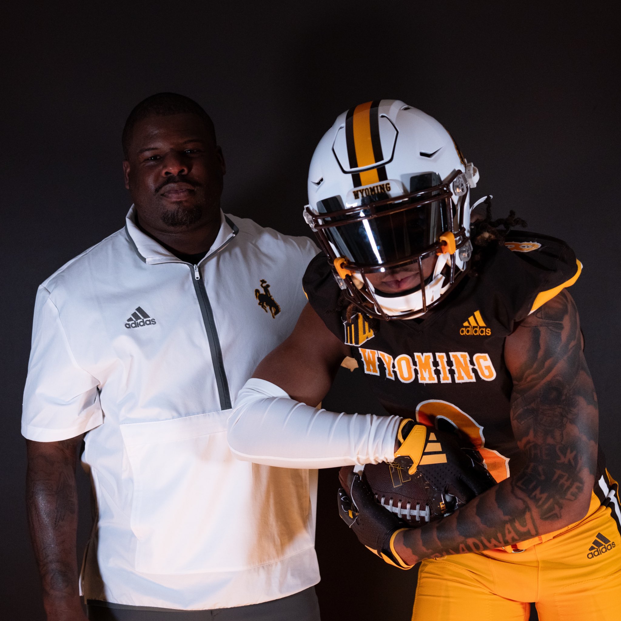 Wyoming Secures Commitment from 2,000-Yard Rusher Patrick Broadway II