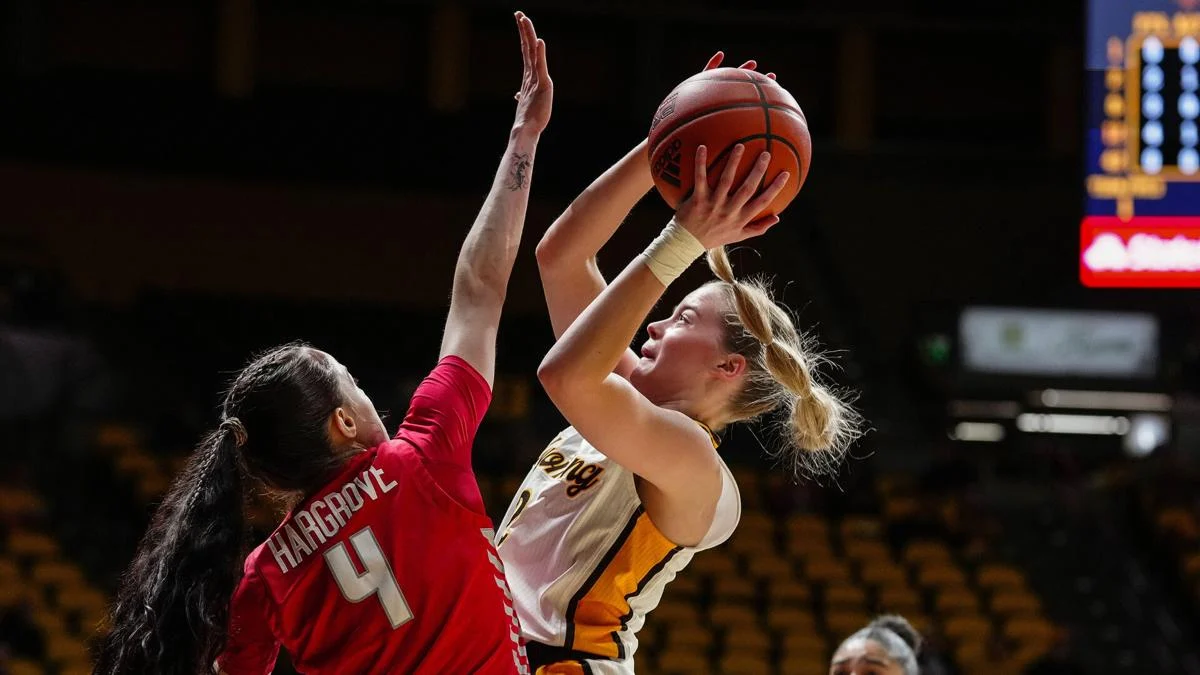 Wyoming Cowgirls Secure Dominant Win Over New Mexico with Strong Defensive Performance