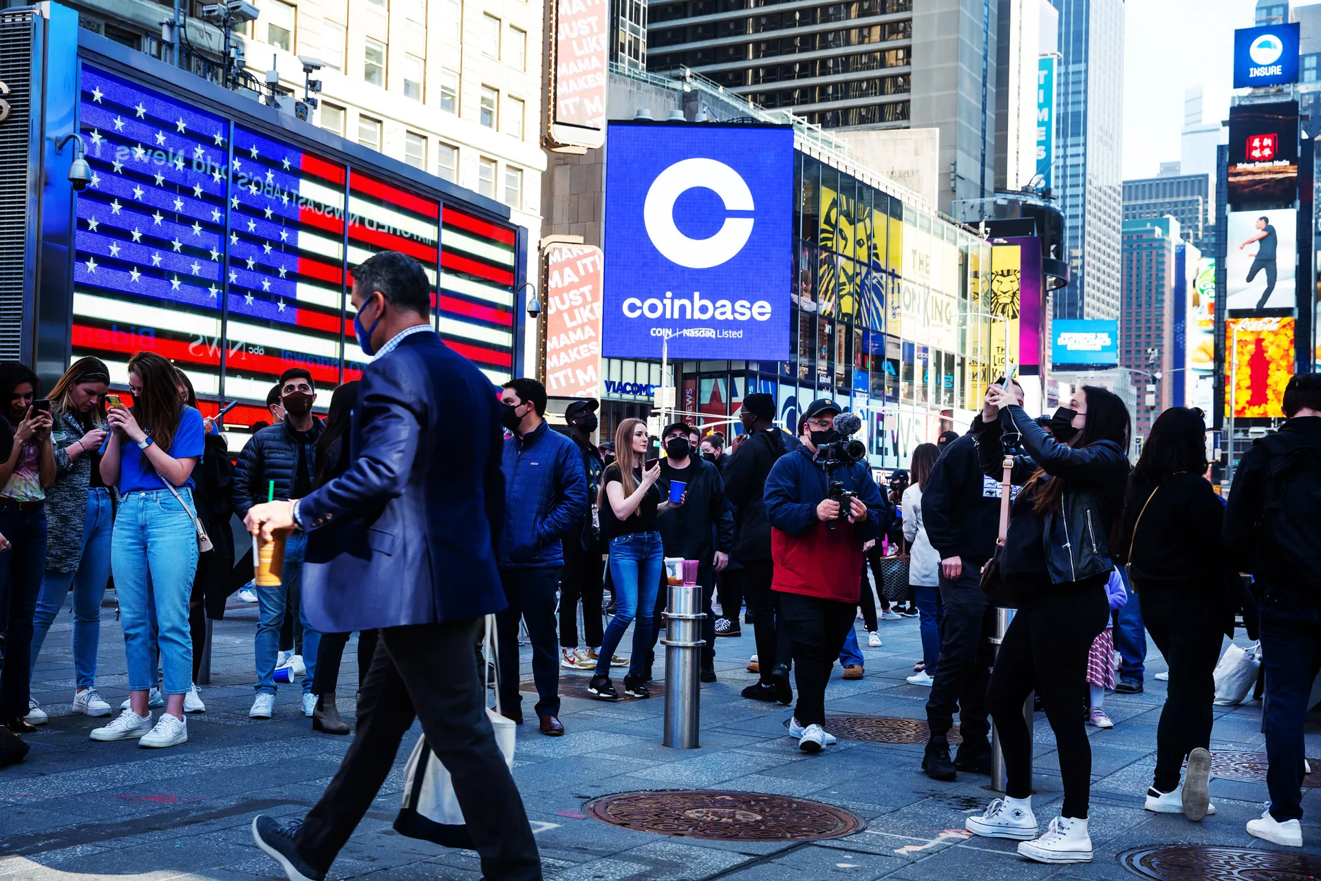 Coinbase Reports Soaring Profits Amid Crypto Market Rally