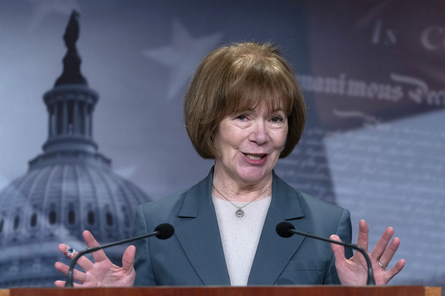 Sen. Tina Smith’s Retirement Throws Minnesota Senate Race into Chaos, Endangering Democratic Hopes for 2026