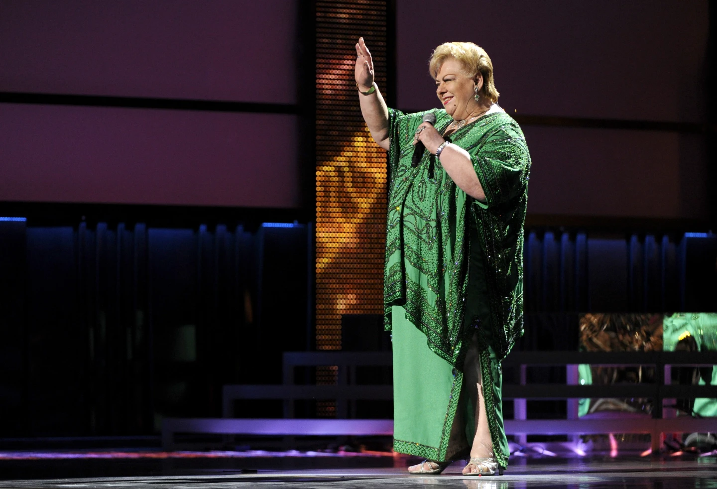  Mexican Music Icon Paquita la del Barrio Dies at 77