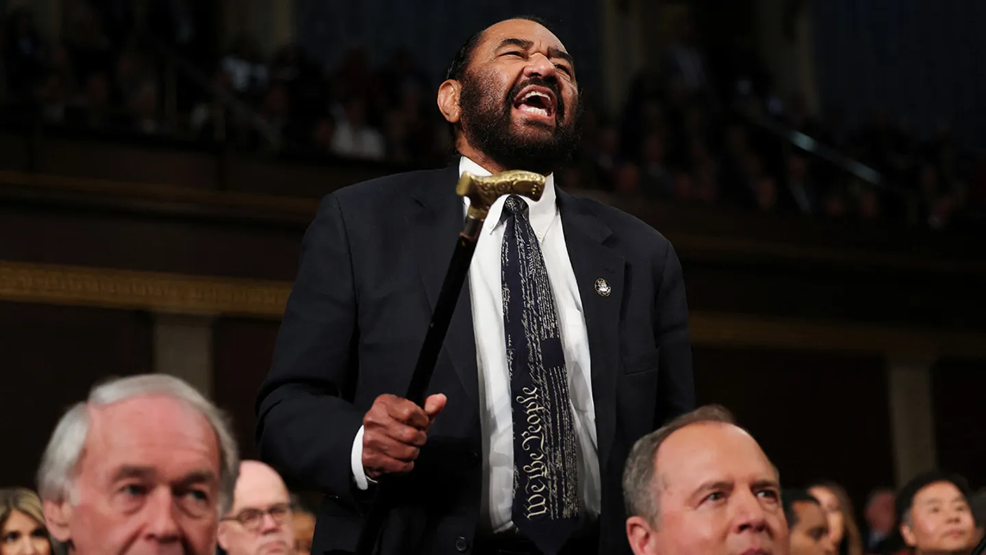 Democrats Disrupt Trump’s Joint Address, Sparking Outrage, Debate