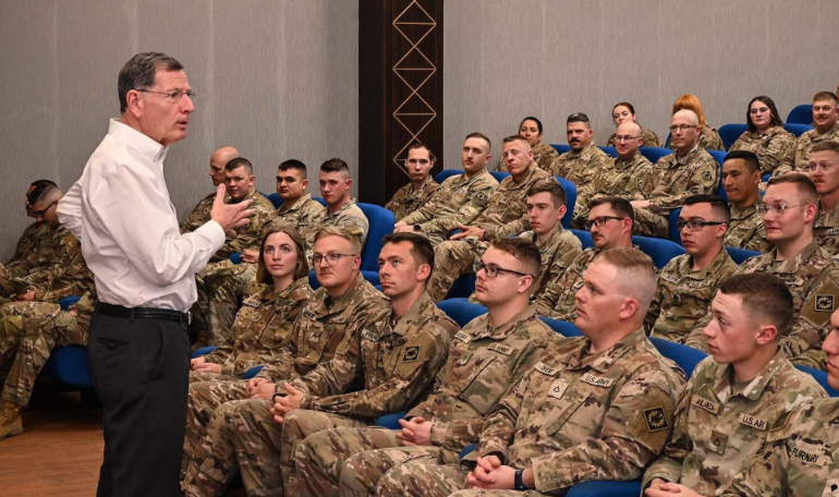 Senator Barrasso Meets with Wyoming Troops in the Middle East