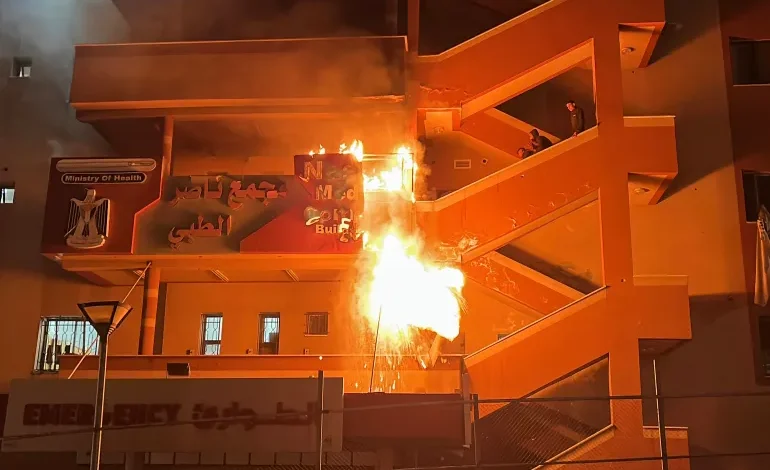 Israeli Air Strike Kills Senior Hamas Official, Teenager at Gaza Hospital