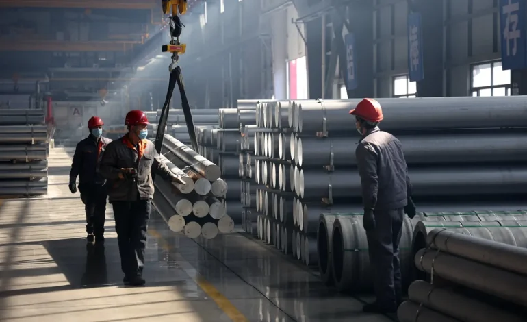 China’s Factory Activity Reaches Three-Month High as Post-Holiday Workforce Returns