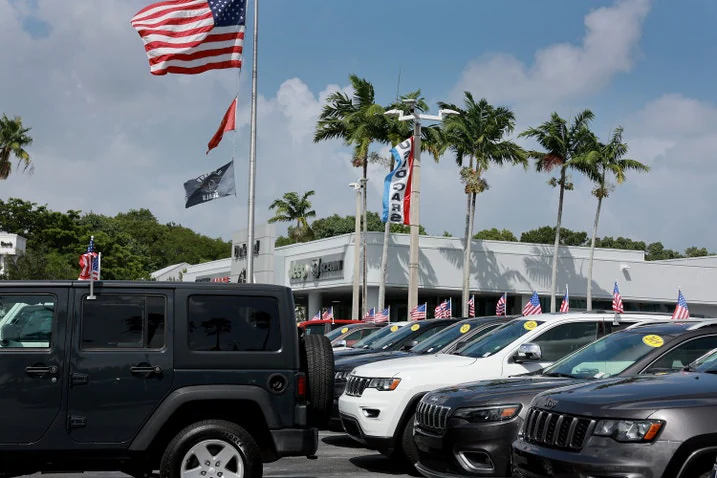 Trump’s Tariff Strategy Pressures Auto Giants to Strengthen US Production