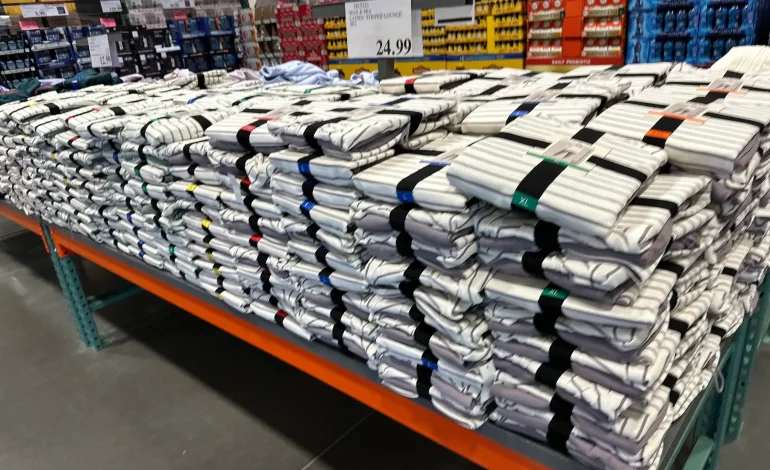 Retail Sales Slump Raises Concerns Over Consumer Spending, Economic Growth