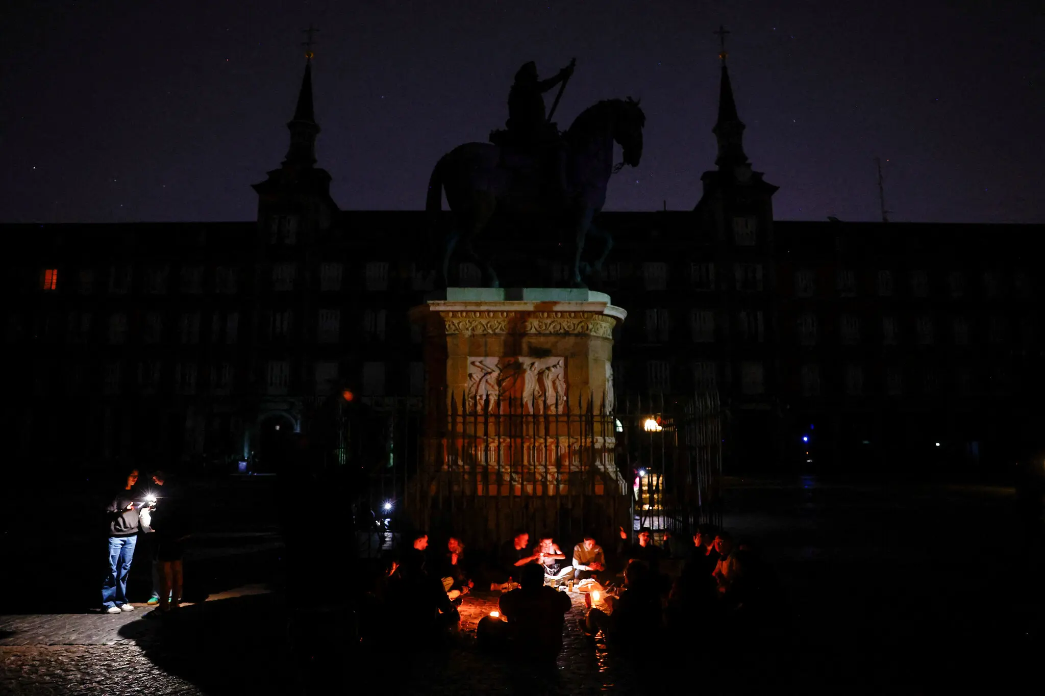 Authorities Seek Cause of Massive Iberian Peninsula Power Outage
