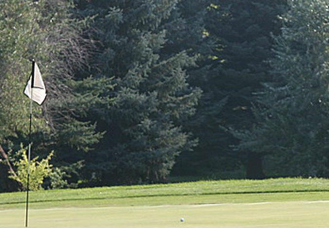 Wyoming High School Golf Enters Final Stretch with Busy Week of Spring Tournaments