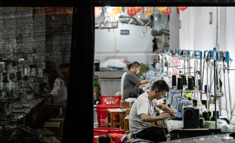 Chinese Garment Industry Confronts Major Shift Amid US Tariff Changes