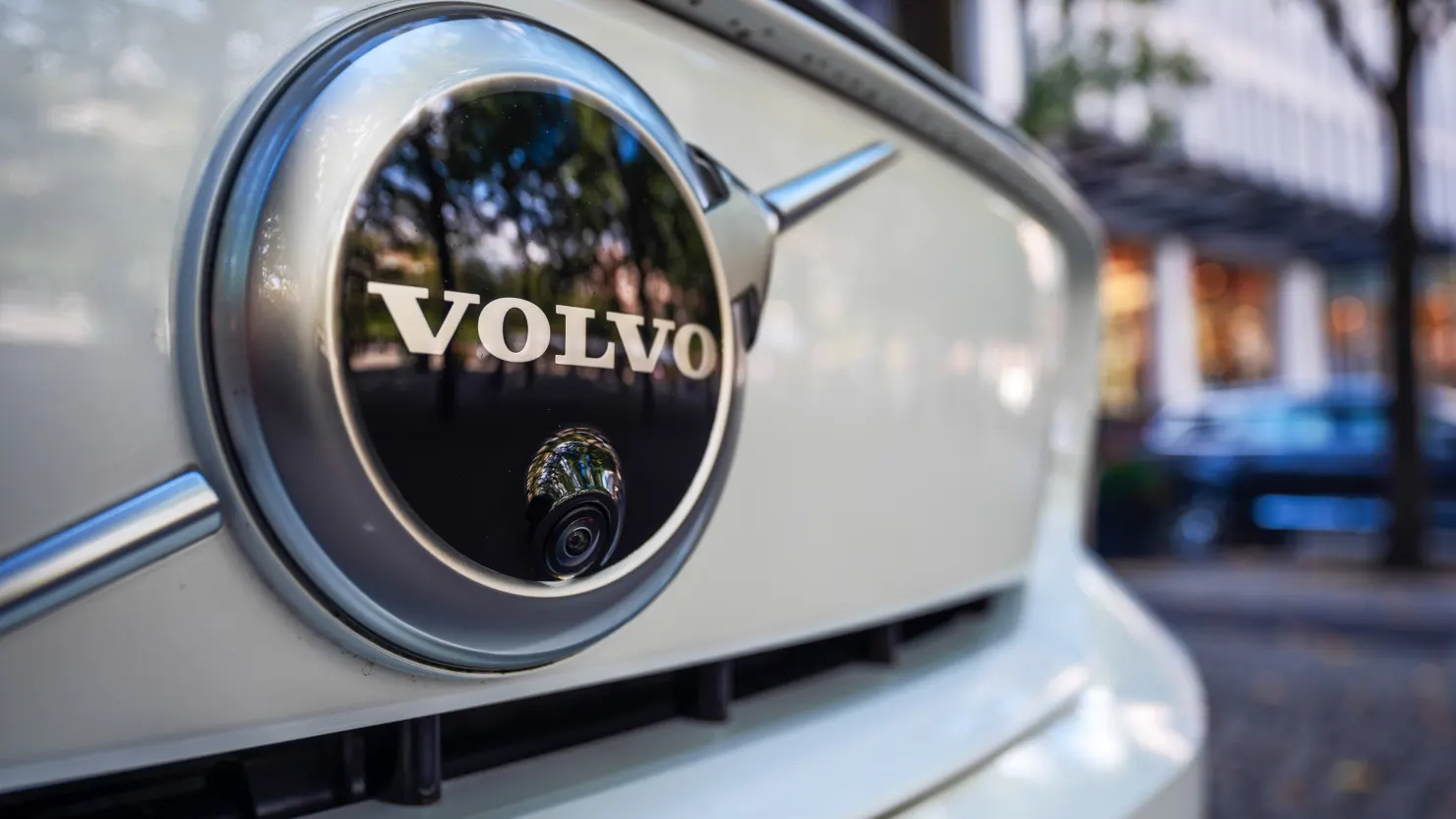 Volvo Cars Announces 3,000 Job Cuts Amid Cost-Saving Initiative and Market Pressures