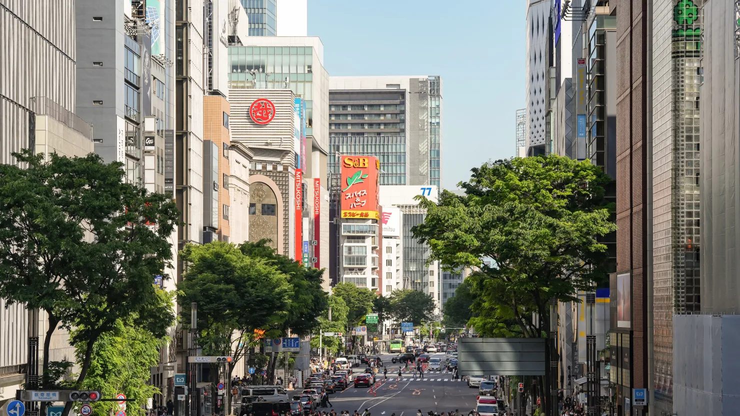 Asia-Pacific Markets Show Mixed Performance Amid Regional Data Releases and Global Economic Concerns