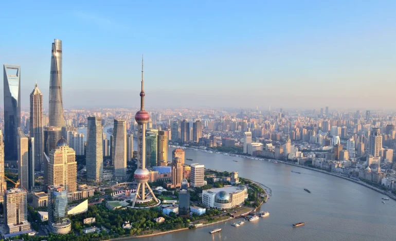 Asia-Pacific Markets Show Divergence Amid Wall Street Rally and Tariff Delay Optimism