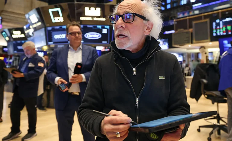 US Treasury Yields Ease Following Fed’s Cautious Rate Cut Outlook for 2025