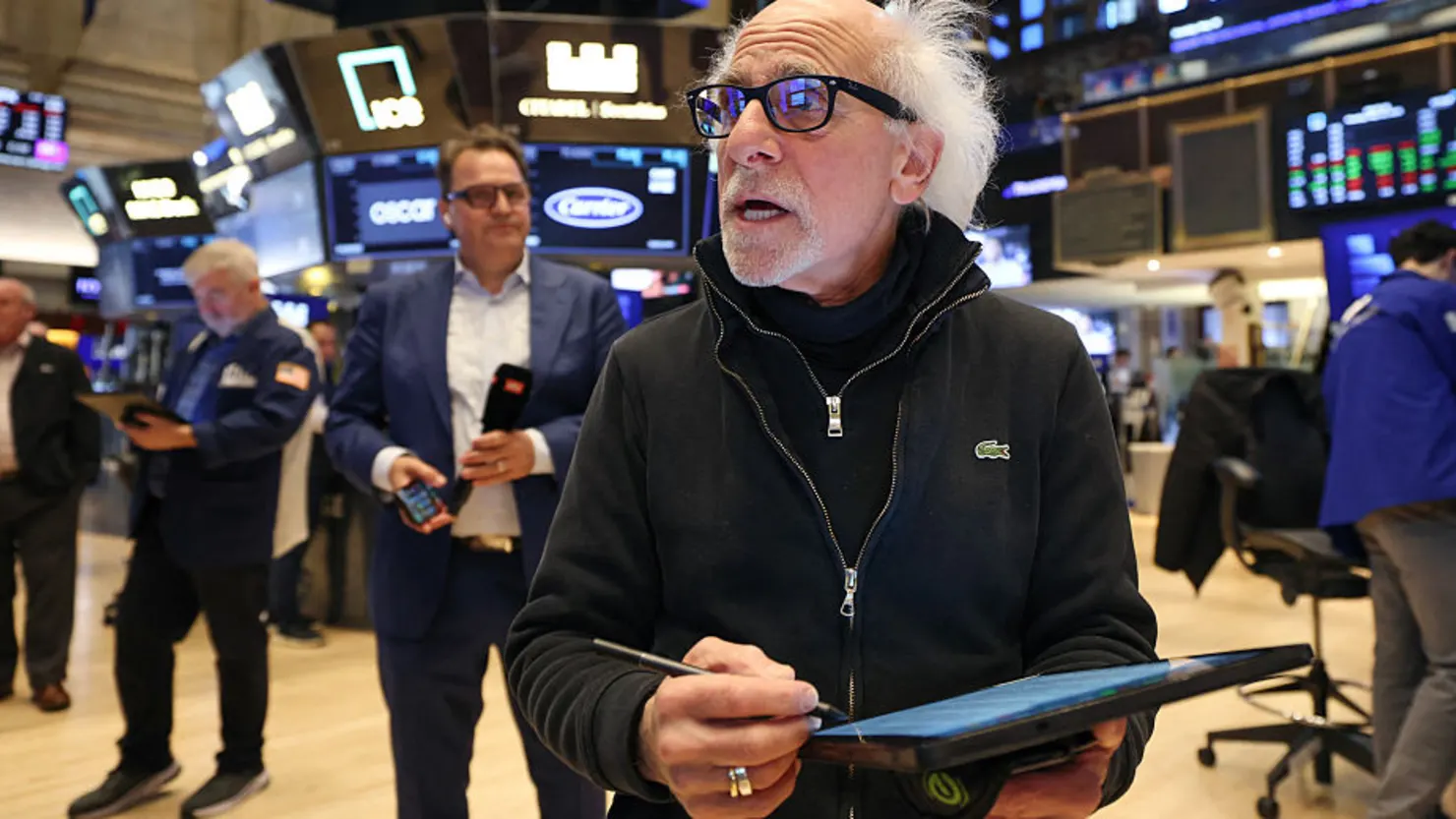US Treasury Yields Ease Following Fed’s Cautious Rate Cut Outlook for 2025