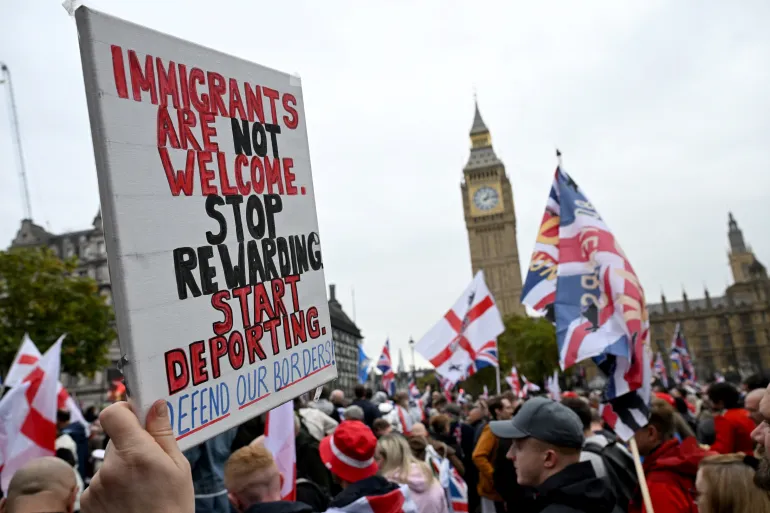 UK’s Starmer Vows to “Take Back Control” of Borders With New Immigration Crackdown