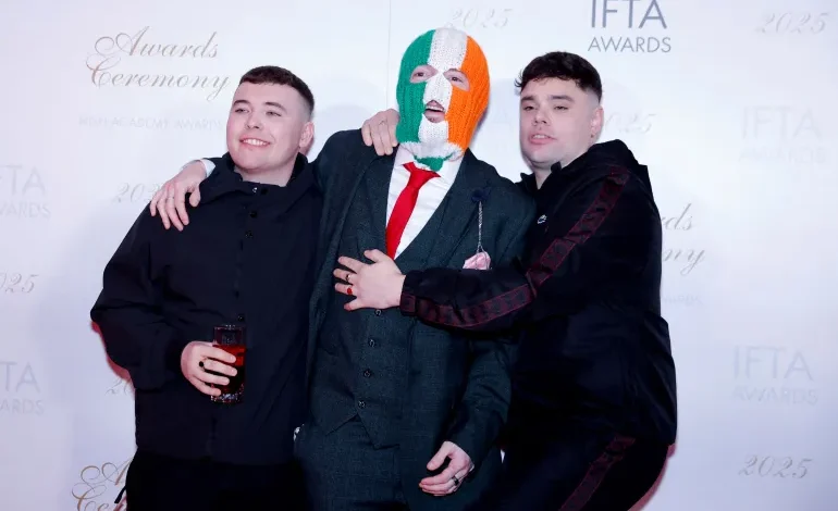 Kneecap Rapper Charged in UK for Displaying Hezbollah Flag During 2024 London Show