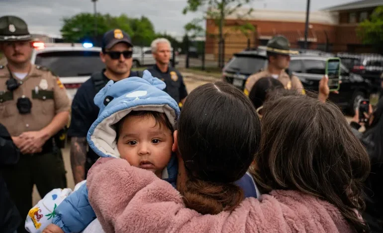 Trump Administration Offers $1,000 for Voluntary Deportations