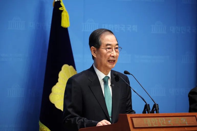 Seoul Bars Two Former Acting Presidents from Leaving the Country in Martial-Law Probe