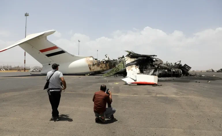 Israeli Airstrike Destroys Last Civilian Plane at Sana’a Airport Following Houthi Missile Launches