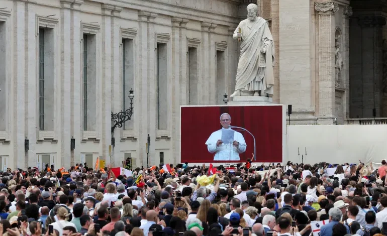 Pope Leo XIV Calls for Ceasefires in Ukraine, Gaza in First Sunday Address