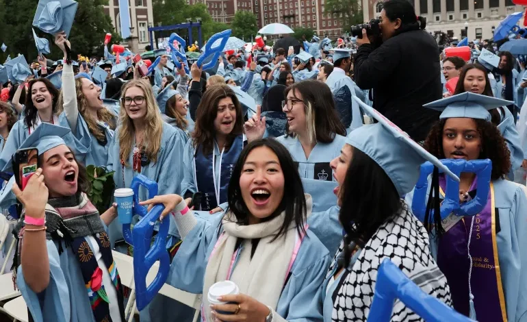Chinese Students in U.S. Face New Uncertainty After Trump Administration Threatens Visa Revocations