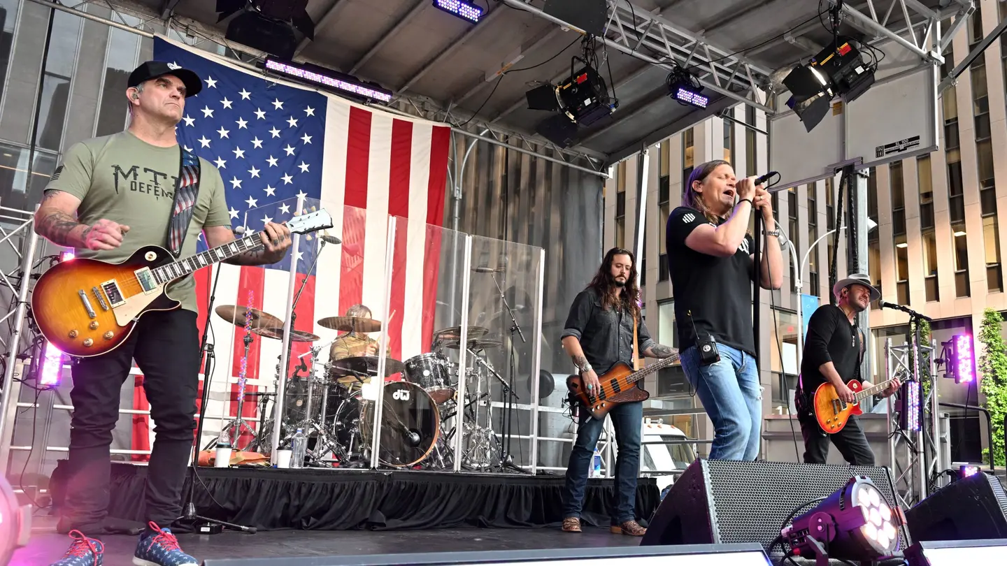 Brad Arnold of 3 Doors Down Reveals Stage 4 Cancer Diagnosis, Cancels Tour