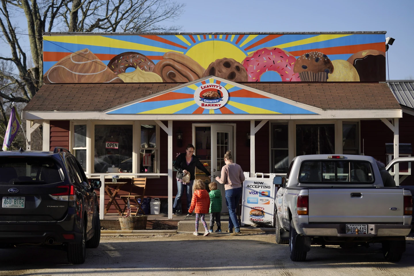 Judge Rules New Hampshire Town Violated Bakery’s Free Speech Over Donut Mural