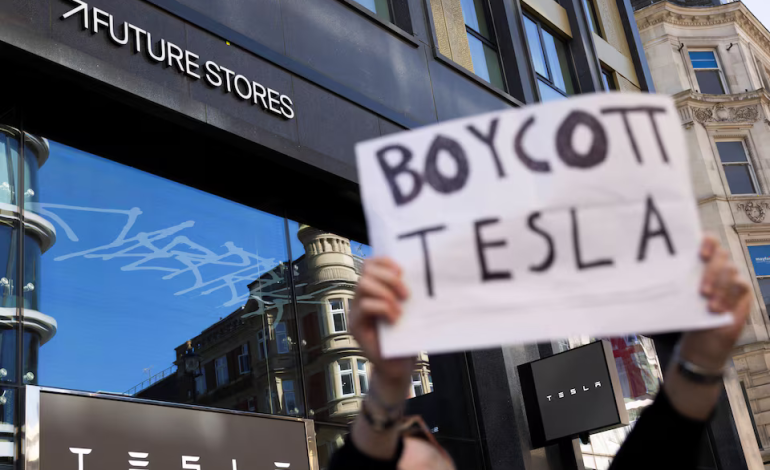 Tesla Faces European Sales Decline Despite Launch of Updated Model Y