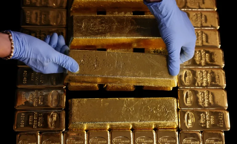 Gold Prices Decline Amid Positive Momentum in US-China Trade Talks