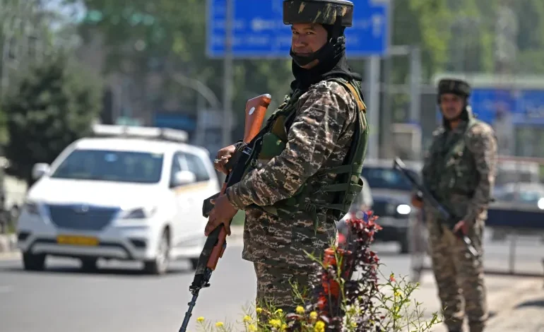 US Urges India and Pakistan to De-escalate Tensions After Kashmir Attack
