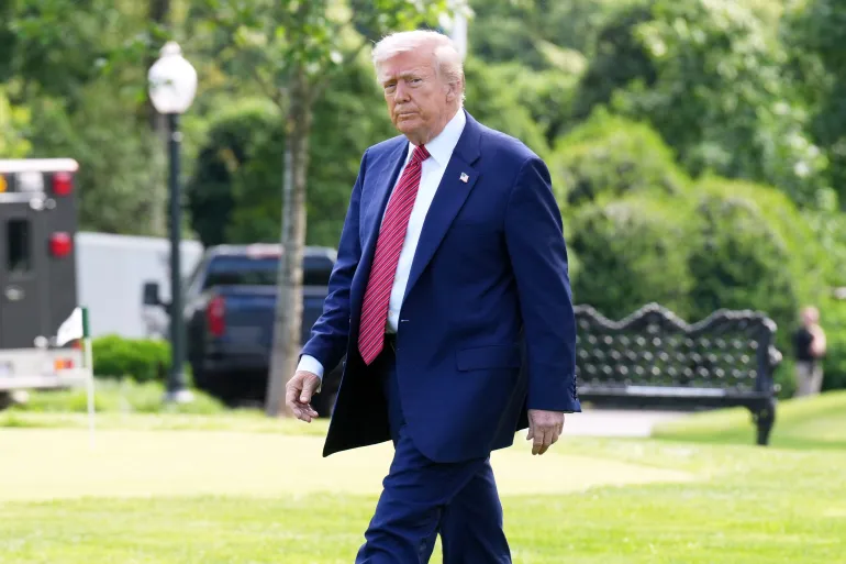 Federal Appeals Court Temporarily Reinstates Trump’s Tariffs After Trade Court Ruling