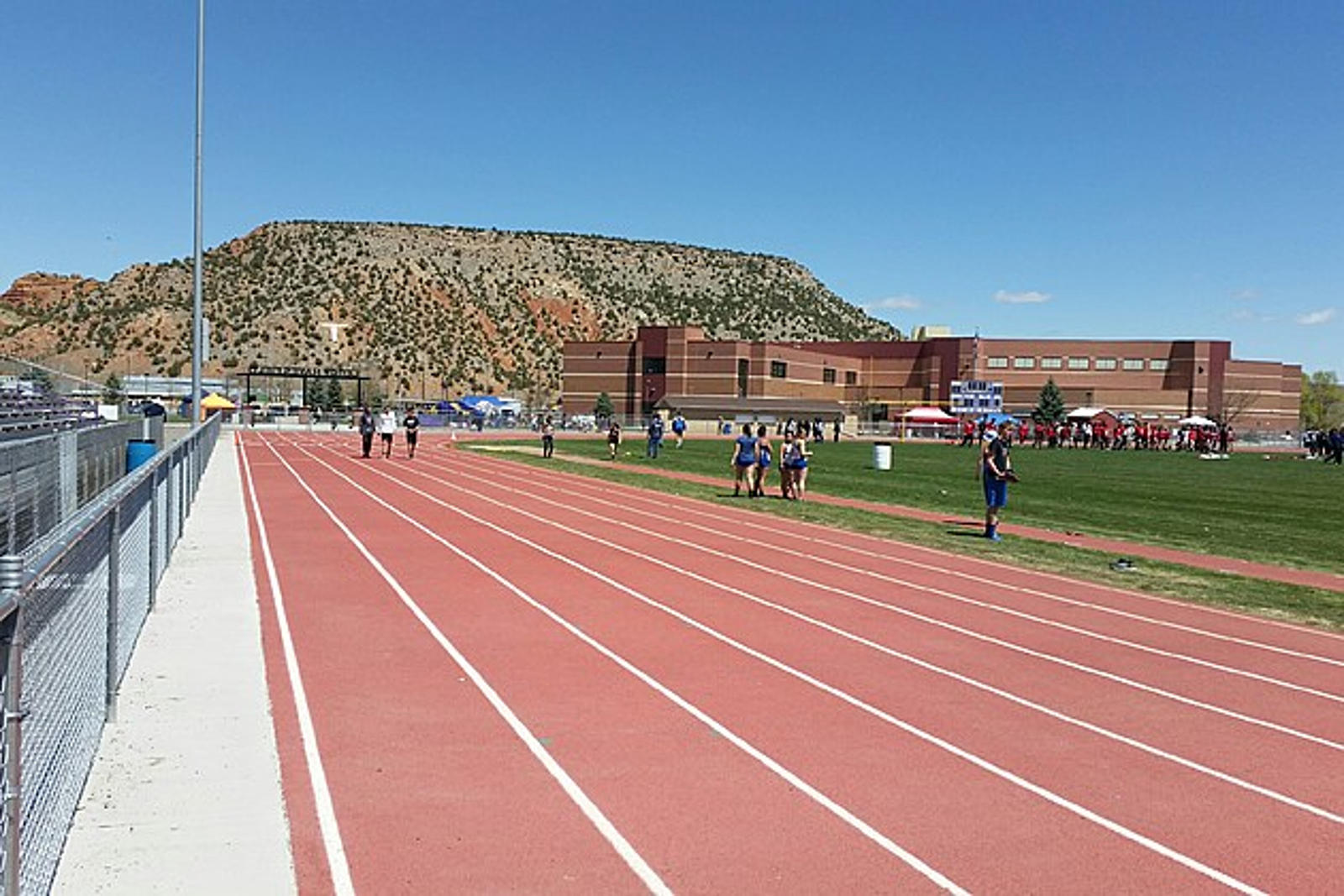 Wyoming High School Track Teams Enter Final Week of Regular Season with Packed Competition Slate
