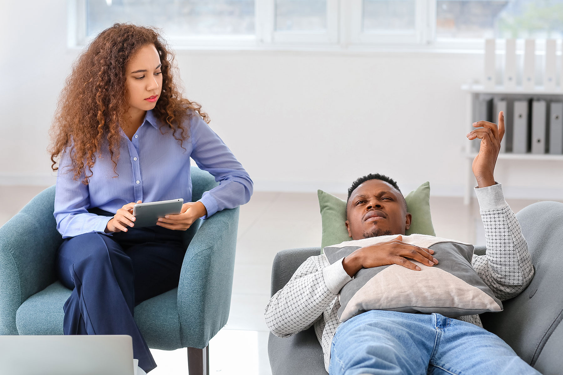 Use of Talk Therapy on the Rise as Reliance on Psychiatric Medication Alone Declines, Study Shows
