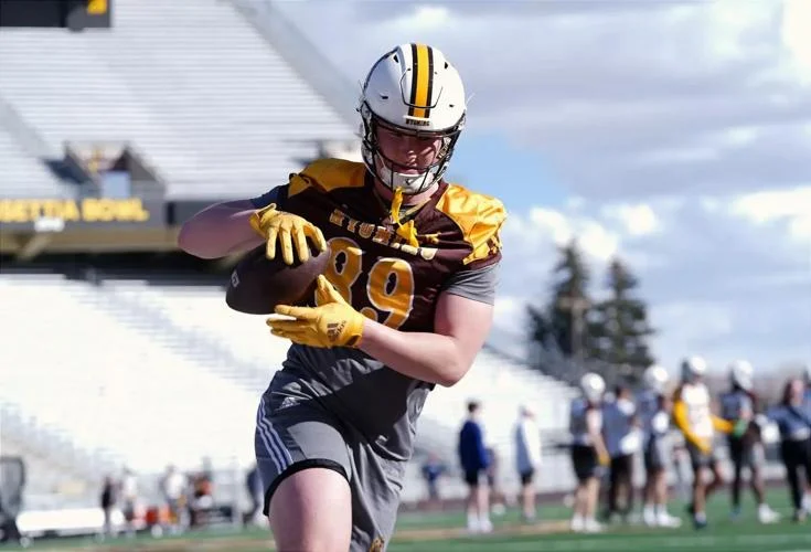 Wyoming Tight End Jake Wilson Emerging After Productive Spring Camp