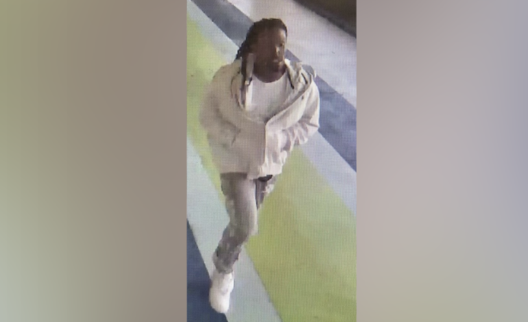 Inmate Escapes at Seattle-Tacoma Airport, Flees on Light Rail