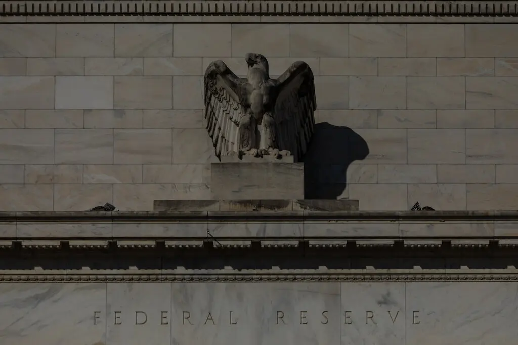 Fed Set to Hold Interest Rates Steady as Trade Tariffs Add Economic Uncertainty